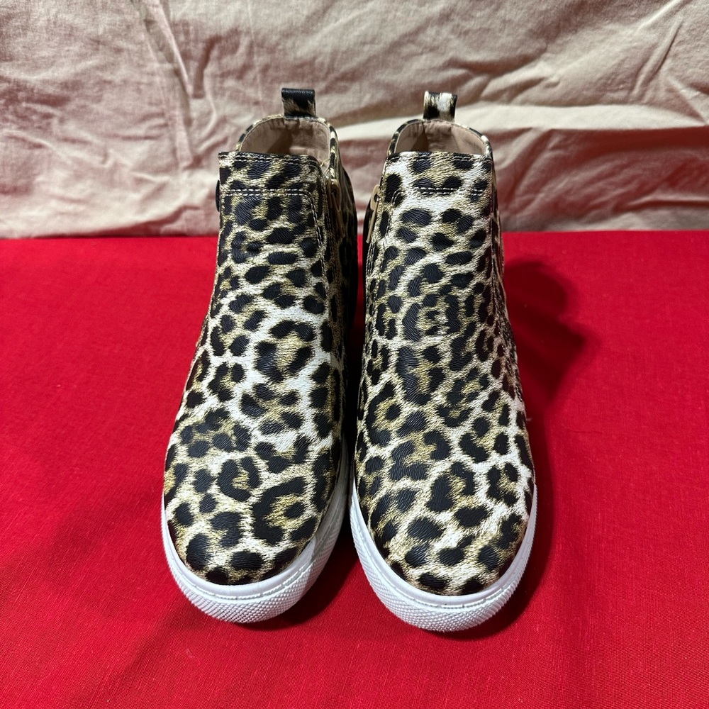 Outwoods Leopard Print Wedges